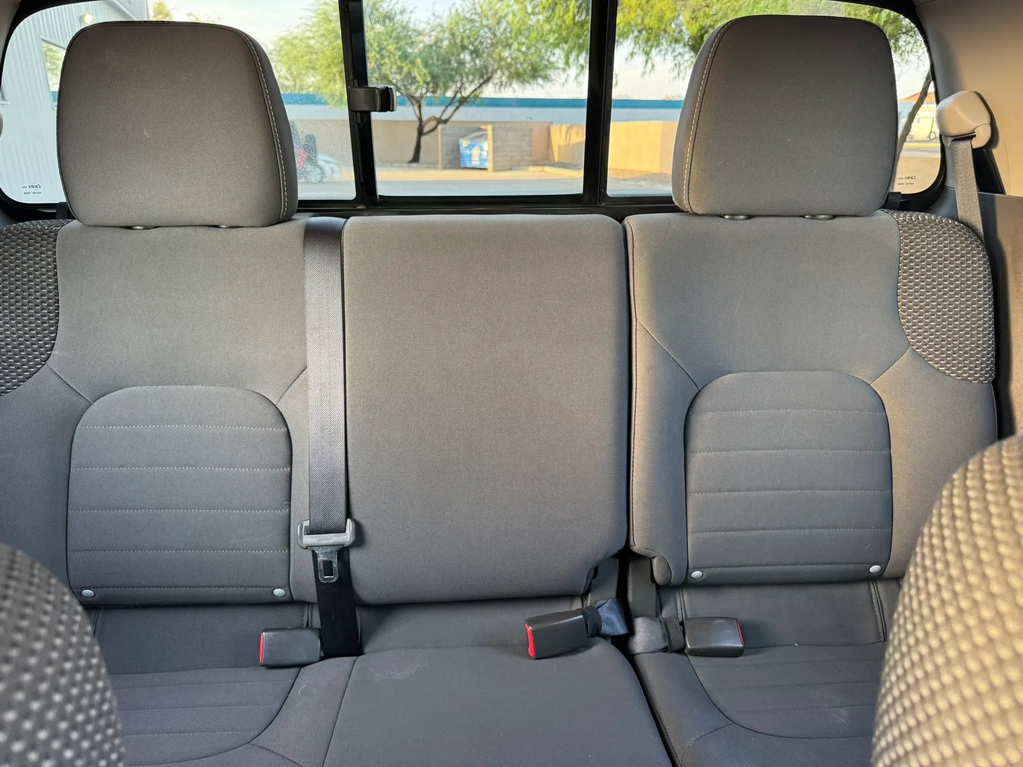 Used 2018 Nissan Frontier PRO-4X AWD/4WD image 28