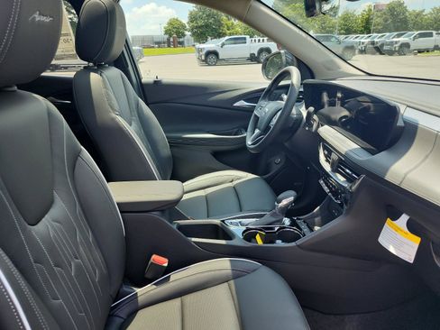 New 2026 Buick Encore GX Avenir w/ Avenir Technology Package FWD image 7