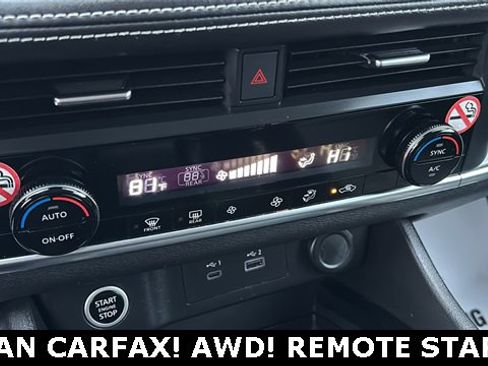 Used 2023 Nissan Rogue SV image 16