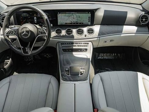 Used 2021 Mercedes-Benz E 450 4MATIC Sedan image 4