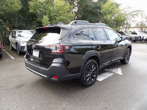 Used 2023 Subaru Outback Onyx Edition image 6