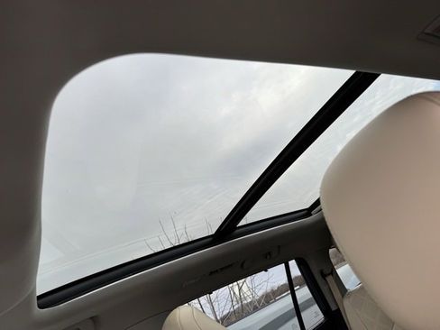 Certified 2022 Toyota Highlander Platinum image 7