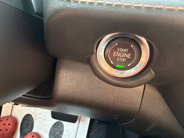 Used 2025 Chevrolet Suburban High Country AWD/4WD image 44