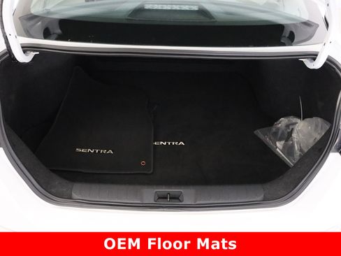 Used 2025 Nissan Sentra SV image 30