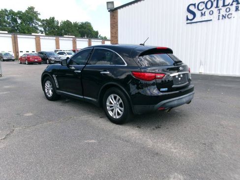 Used 2017 INFINITI QX70 2WD image 8