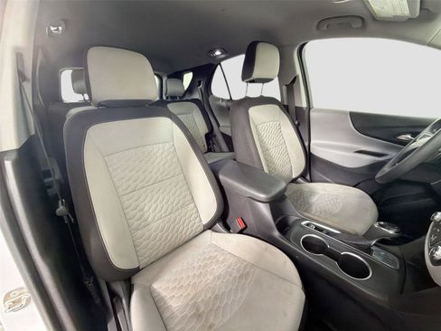 Used 2021 Chevrolet Equinox LS w/ LS Convenience Package FWD image 26