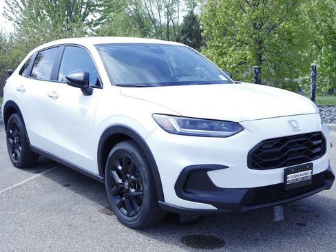 Used 2024 Honda HR-V Sport image 9