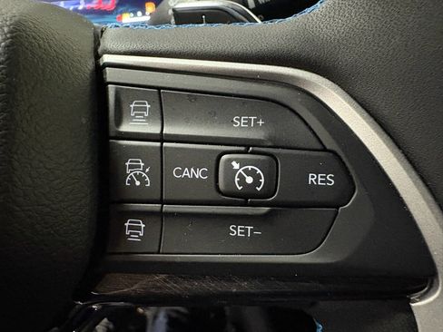 Used 2023 Jeep Grand Cherokee Trailhawk image 19