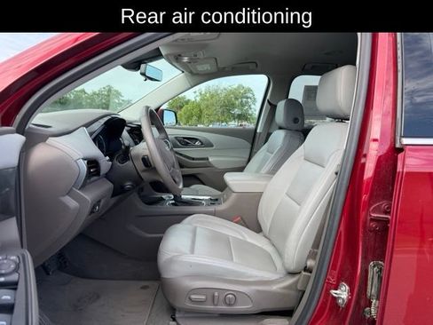 Used 2021 Chevrolet Traverse Premier FWD image 8