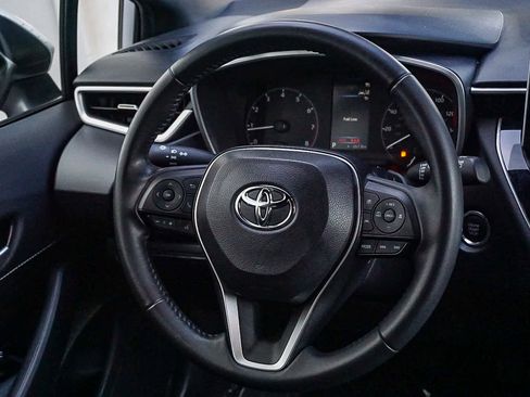 Used 2024 Toyota Corolla SE image 16
