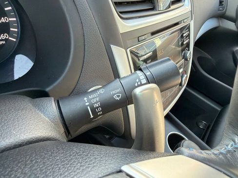 Used 2017 Nissan Altima 2.5 SR w/ Midnight Edition Package FWD image 30