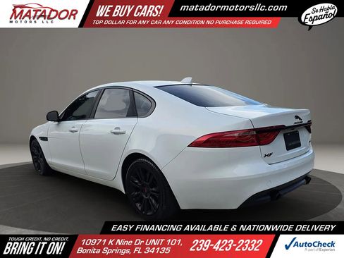 Used 2017 Jaguar XF Premium RWD image 7
