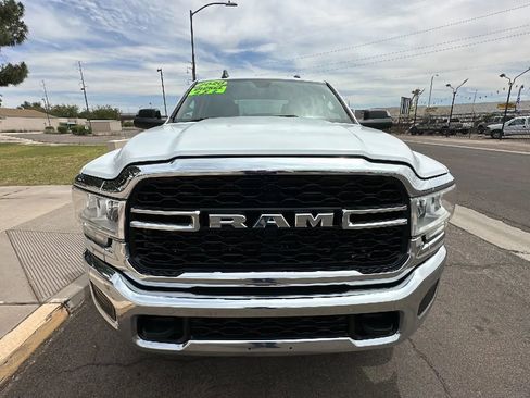 Used 2020 RAM 2500 Tradesman w/ Chrome Appearance Group AWD/4WD image 9