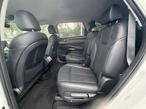 Certified 2023 Kia Sorento EX AWD/4WD image 25