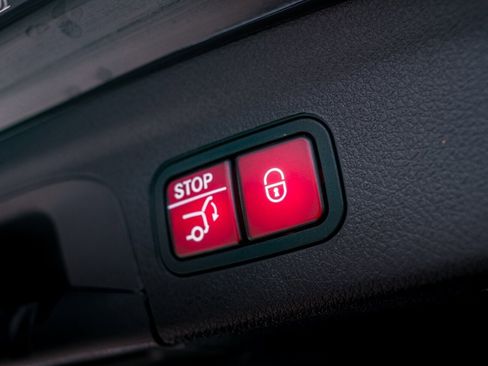 Used 2022 Mercedes-Benz GLE 350 4MATIC image 37