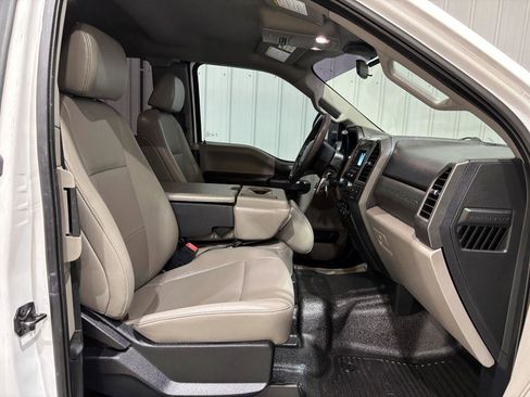 Used 2020 Ford F250 XL w/ Power Equipment Group image 12