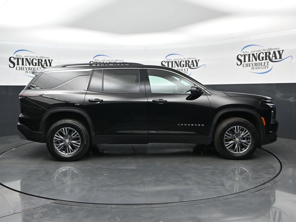 Certified 2026 Chevrolet Traverse LT AWD/4WD image 8