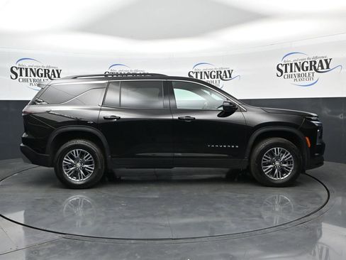 Used 2026 Chevrolet Traverse LT AWD/4WD image 8
