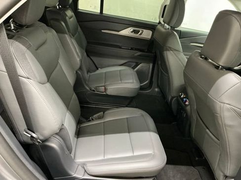 New 2026 Ford Explorer Active w/ Active Comfort Package AWD/4WD image 19