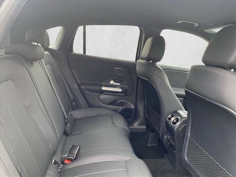 Certified 2025 Mercedes-Benz GLA 250 image 22