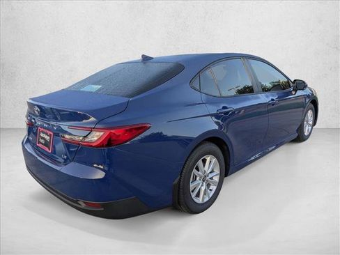 Used 2025 Toyota Camry LE FWD image 2