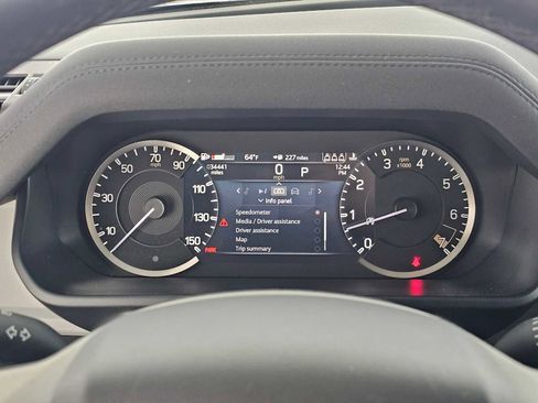 Used 2023 Land Rover Defender 110 image 23