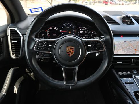 Used 2019 Porsche Cayenne image 10