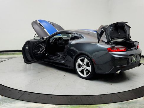 Used 2017 Chevrolet Camaro SS RWD image 12