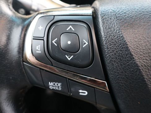 Used 2013 Toyota Avalon Limited image 30