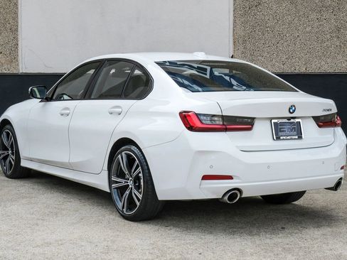 Used 2023 BMW 330i Sedan w/ Convenience Package RWD image 12