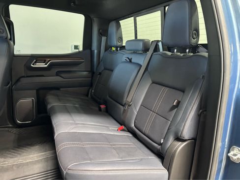 Used 2024 Chevrolet Silverado 1500 High Country w/ Z71 Off-Road Package AWD/4WD image 14