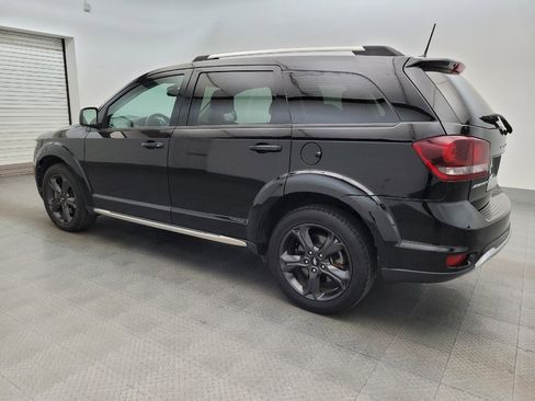 Used 2020 Dodge Journey Crossroad FWD image 3