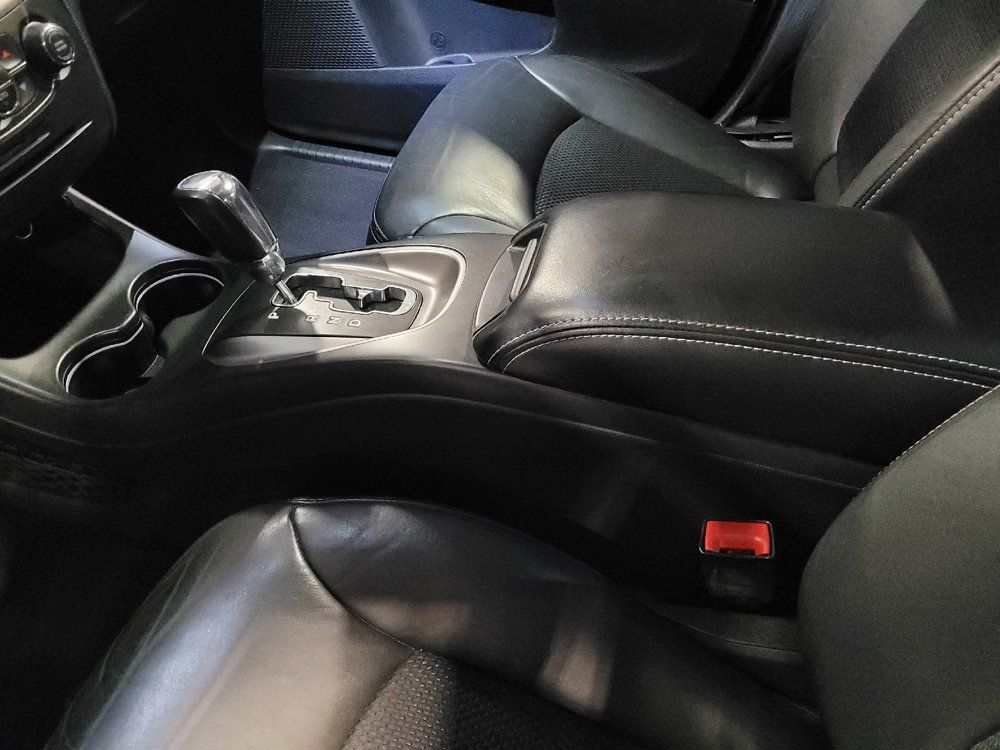 Used 2018 Dodge Journey Crossroad w/ Nav & Sun Group FWD image 26