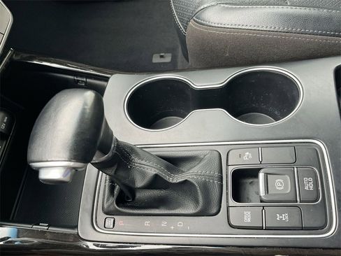 Used 2019 Kia Sorento EX image 22