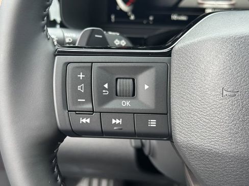 New 2026 Nissan Pathfinder Platinum image 21