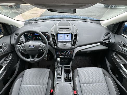 Used 2017 Ford Escape SE w/ Equipment Group 201A image 28