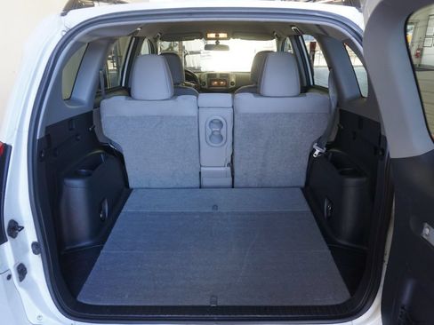 Used 2011 Toyota RAV4 4WD w/ Base L4 Extra Value Pkg image 11