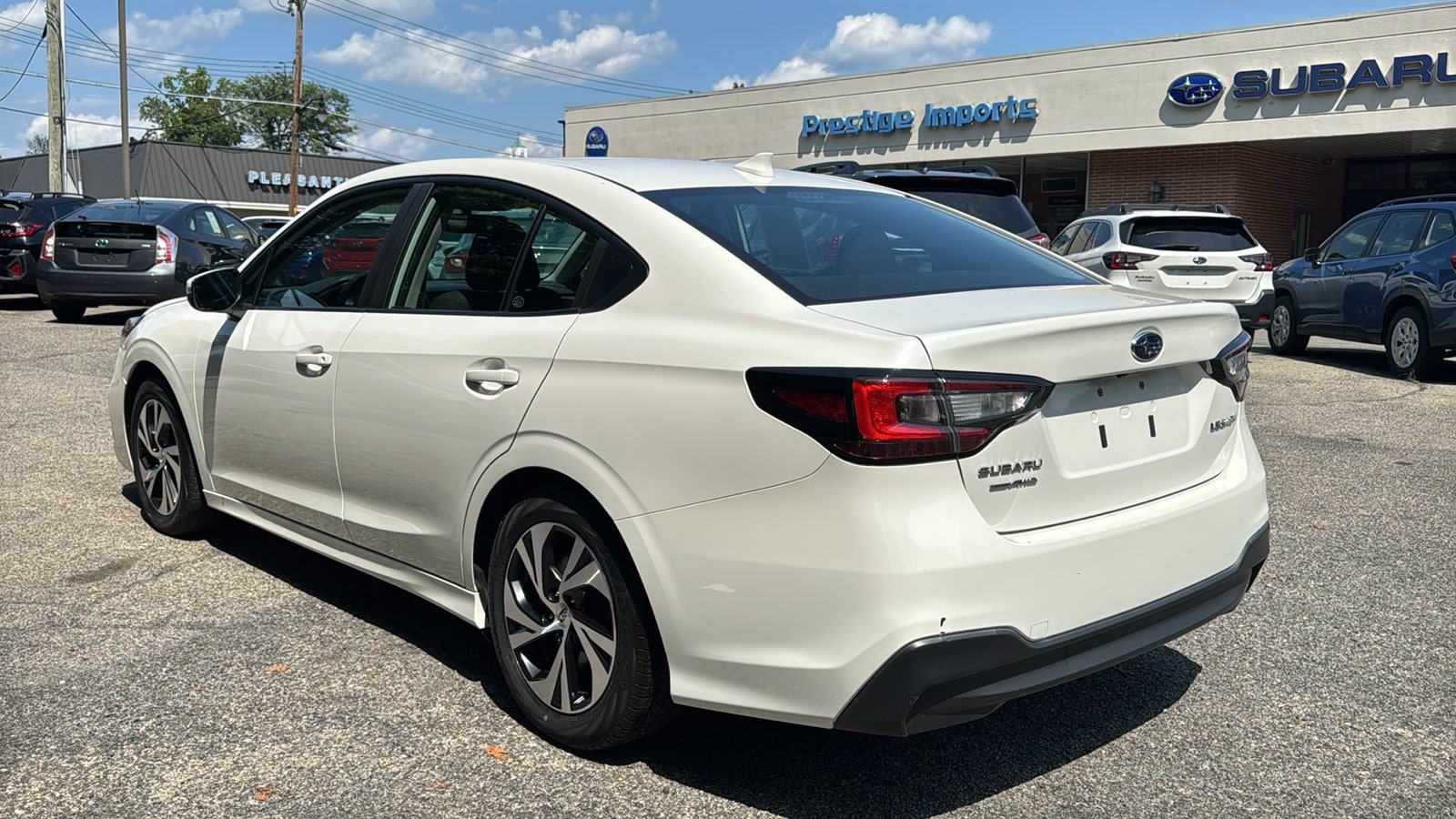 Used 2024 Subaru Legacy Premium AWD/4WD image 7