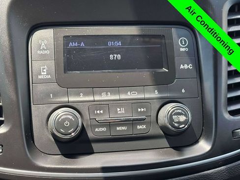 Used 2016 Chrysler 200 LX FWD image 16