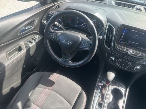 Used 2022 Chevrolet Equinox RS w/ Infotainment Package AWD/4WD image 35