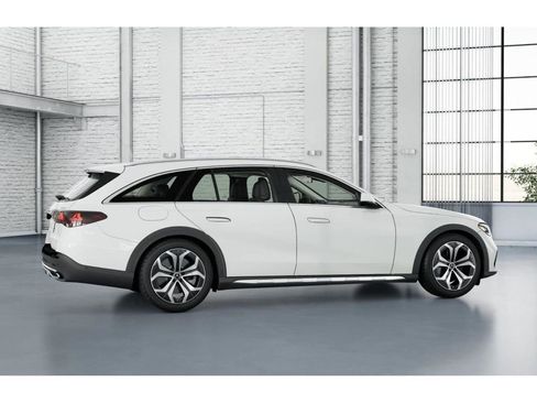New 2025 Mercedes-Benz E 450 4MATIC All-Terrain Wagon image 18