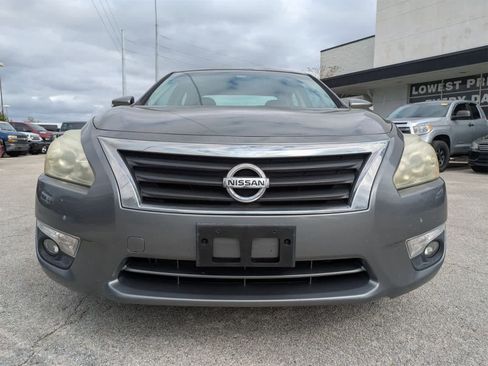 Used 2015 Nissan Altima 3.5 SL image 2