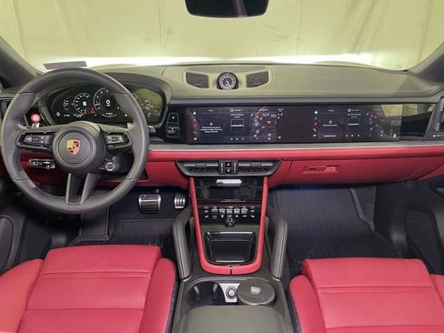 New 2026 Porsche Cayenne S image 25