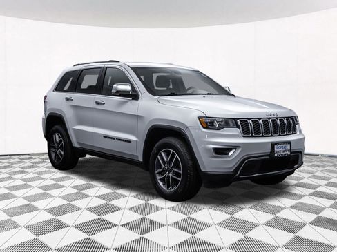 Used 2022 Jeep Grand Cherokee Limited image 15