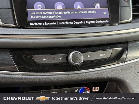 Used 2020 Buick Enclave Essence FWD image 21