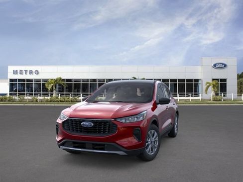 New 2026 Ford Escape Active w/ Tech Pack #1 FWD image 2