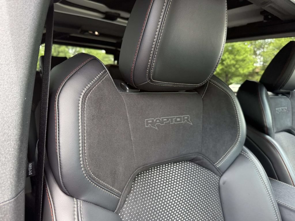 Used 2025 Ford Bronco Raptor AWD/4WD image 19