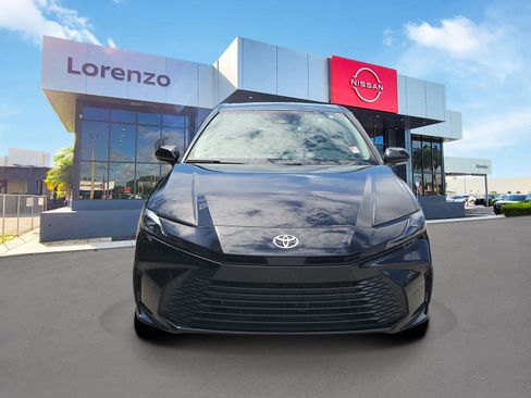 Used 2025 Toyota Camry LE FWD image 2