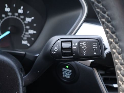 Used 2022 Ford Escape SE w/ Convenience Package image 38