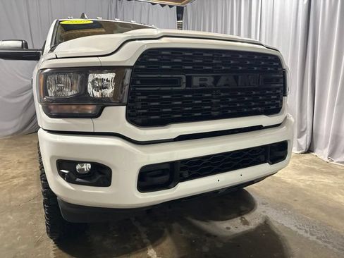 Used 2022 RAM 3500 Big Horn w/ Level C Equiment Group AWD/4WD image 13